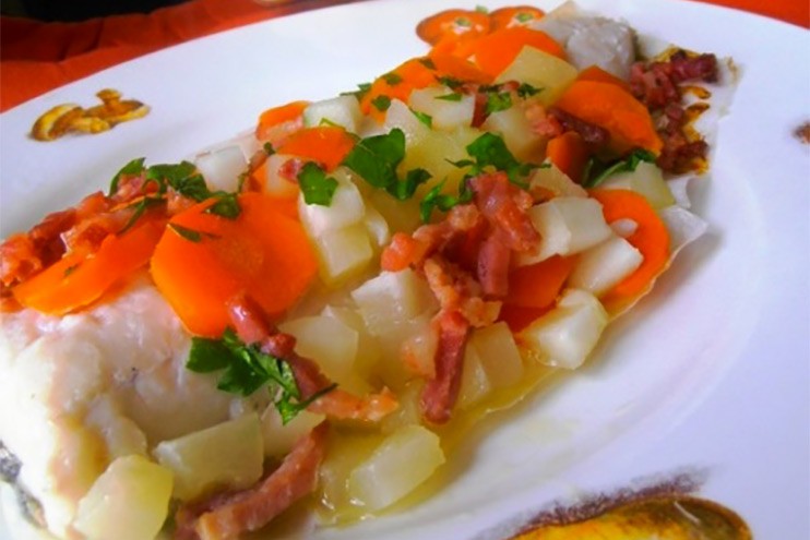 Cuisiner une papillote de cabillaud et pâtisson au cuiseur vapeur